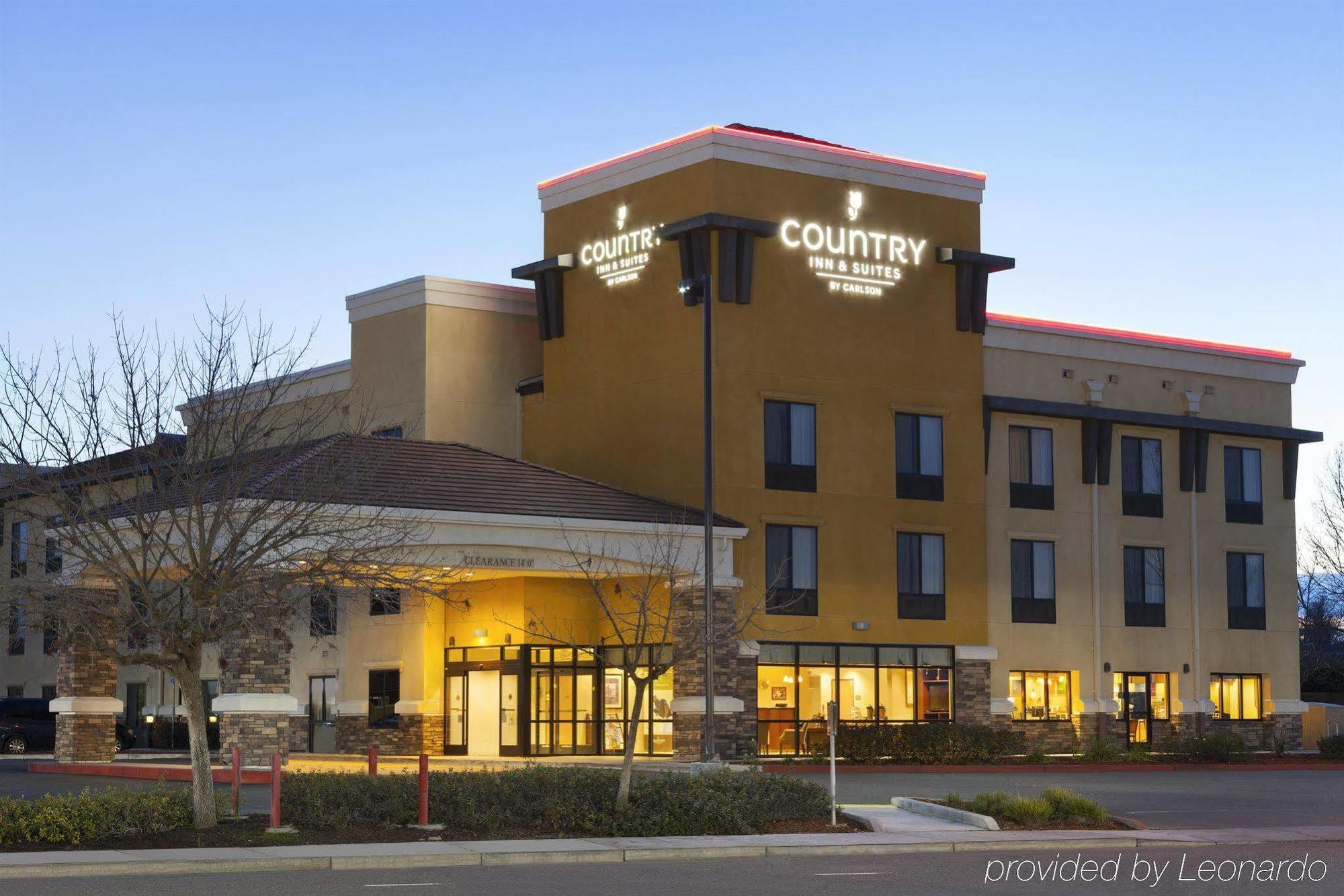 Country Inn & Suites By Radisson, Dixon, Ca - Uc Davis Area Exterior photo